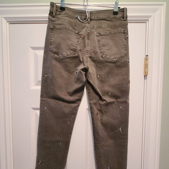 Soft Surroundings Olive Green Women's Capris, Size 4, Excellent Condition - Picture 2 of 6